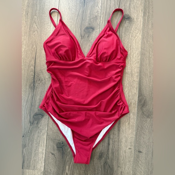 NWT Cupshe Dark Red One Piece Swimsuit Size Large - Picture 1 of 11
